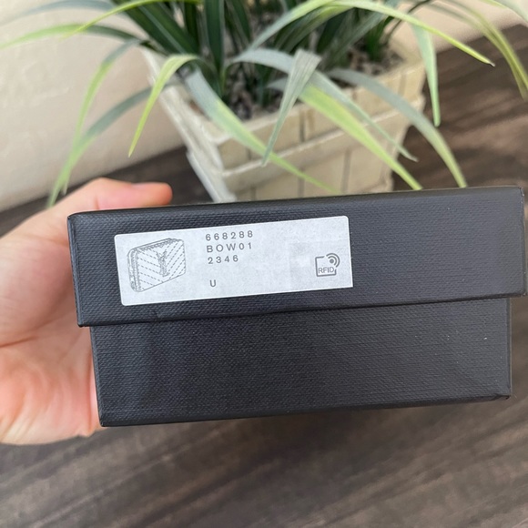 Ysl wallet 💕 - Picture 10 of 14